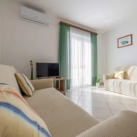 Daire Anamarija - One Bedroom With Balcony - 6