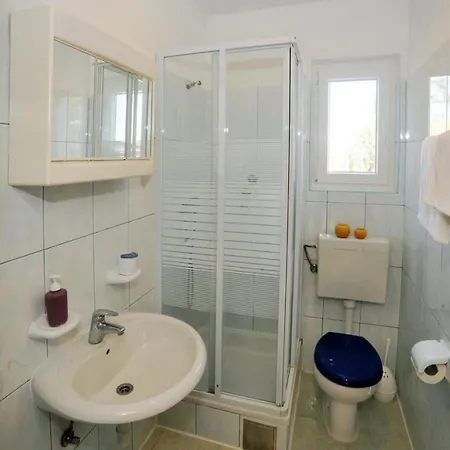 Anamarija - One Bedroom With Balcony - 6 *